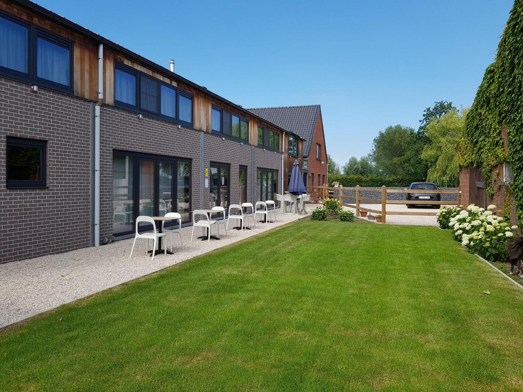 B&B De Vlierbeek ซินท์-นิคลาส ภายนอก รูปภาพ